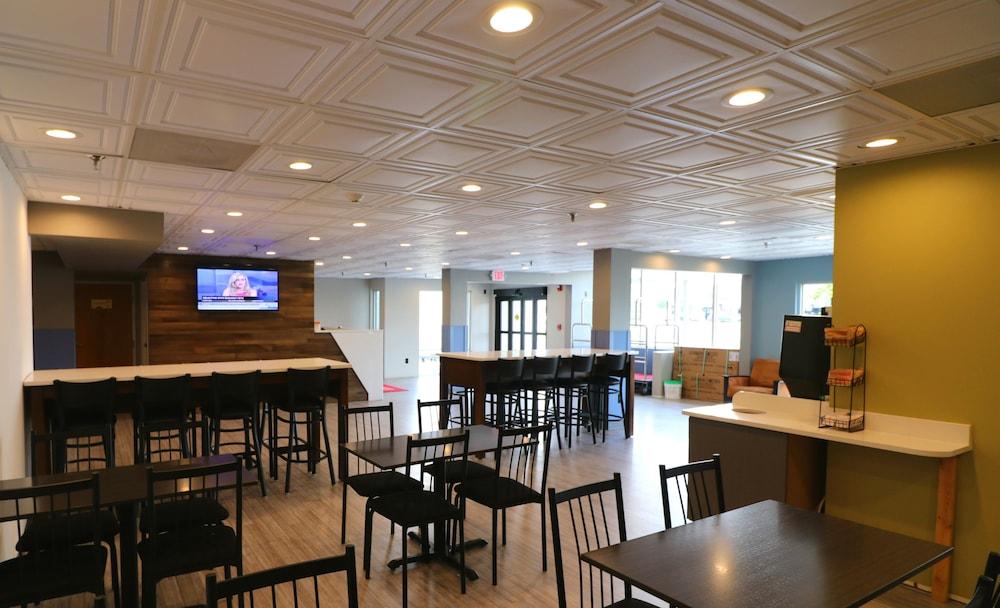 Surestay Plus Hotel By Best Western Sevierville Extérieur photo