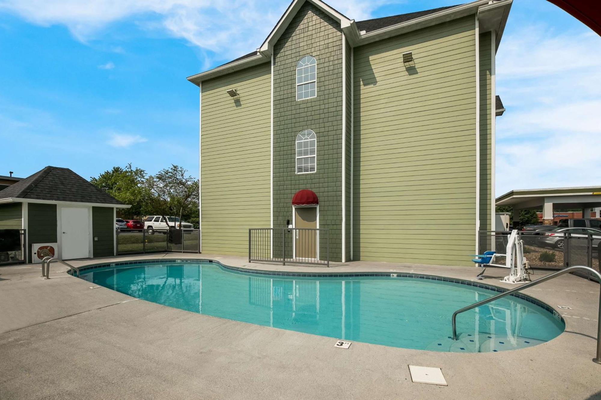 Surestay Plus Hotel By Best Western Sevierville Extérieur photo